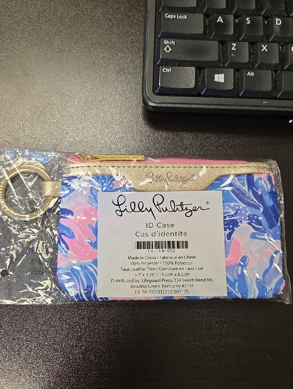 Lilly Pulitzer ID Case Keychain Wallet with Zip Close. New in Sealed Bag